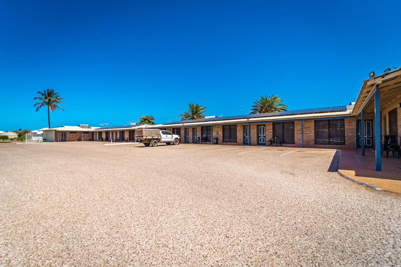 Carnarvon Motel Exterior photo
