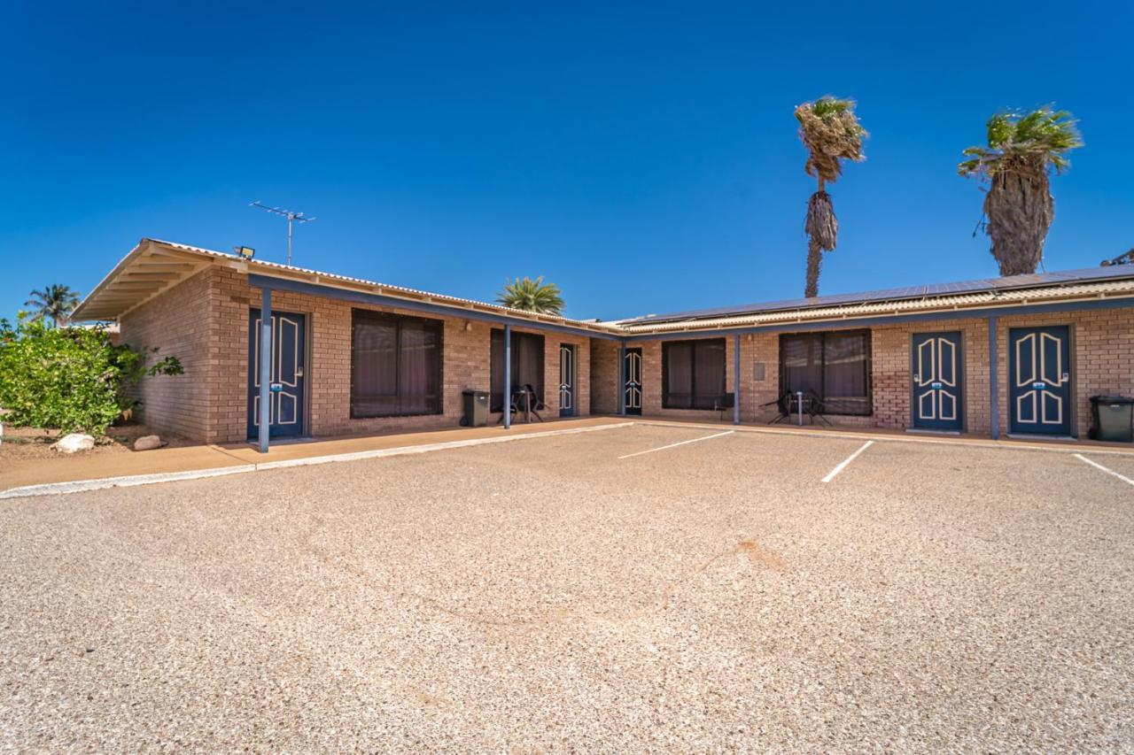 Carnarvon Motel Exterior photo