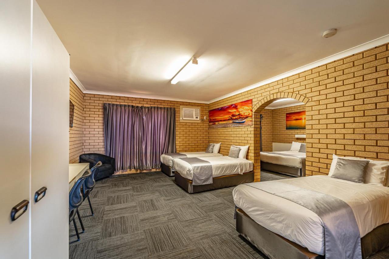 Carnarvon Motel Exterior photo